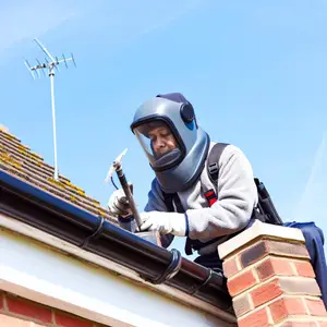 Как чистить дымоход своими руками: простой гайд