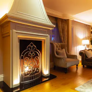 Каминокомплект Royal Flame Dublin угловой для уюта