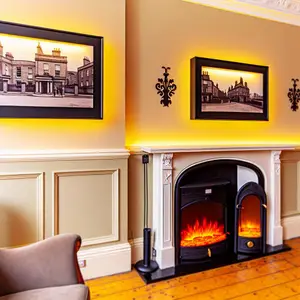 Сравнение каминокомплектов Royal Flame Dublin и Royal Flame Glasgow