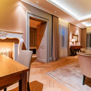 Каминокомплект Royal Flame Pierre Luxe для вашего дома